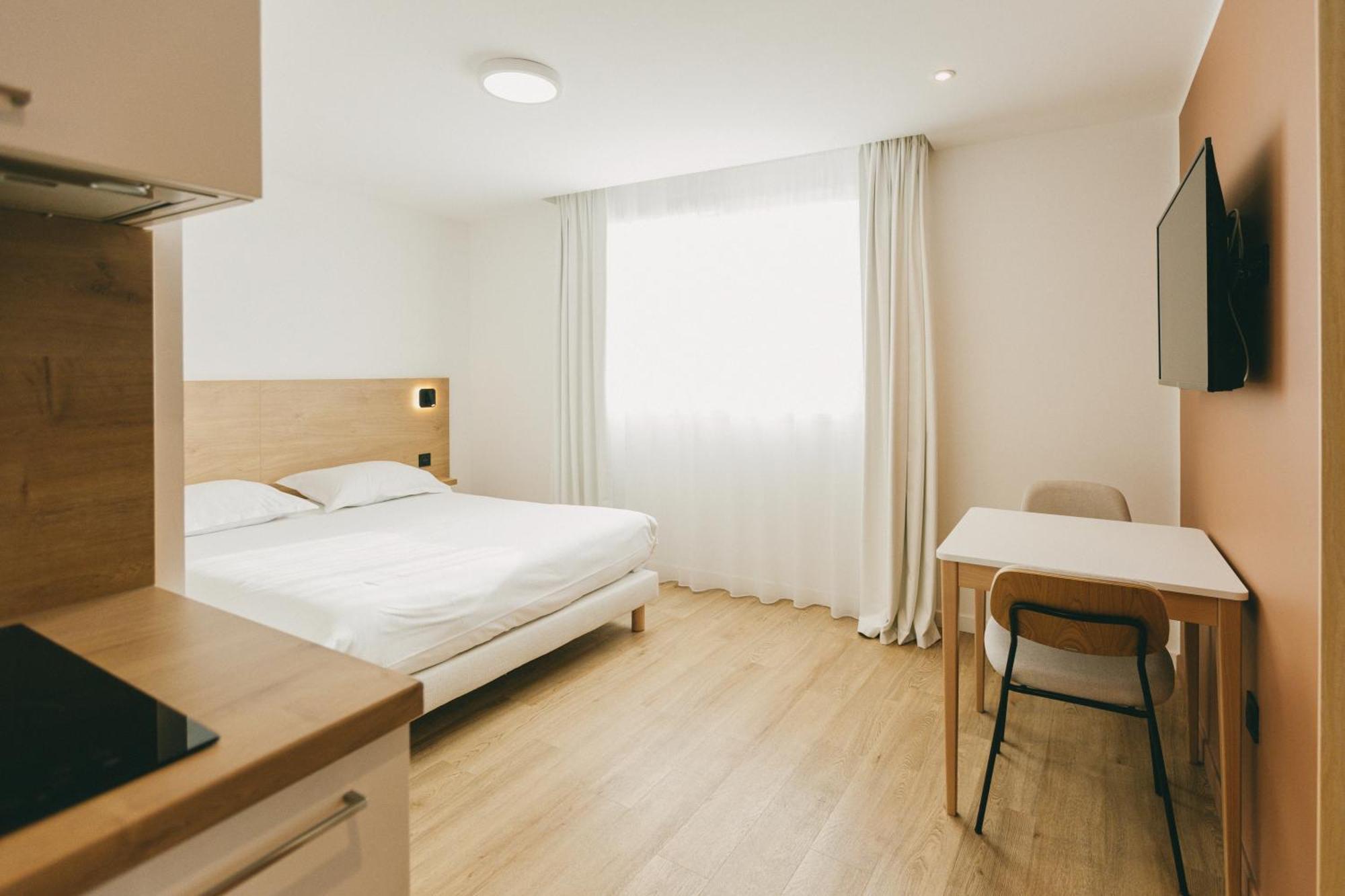 Miranove Aparthotel Montpellier Exterior photo